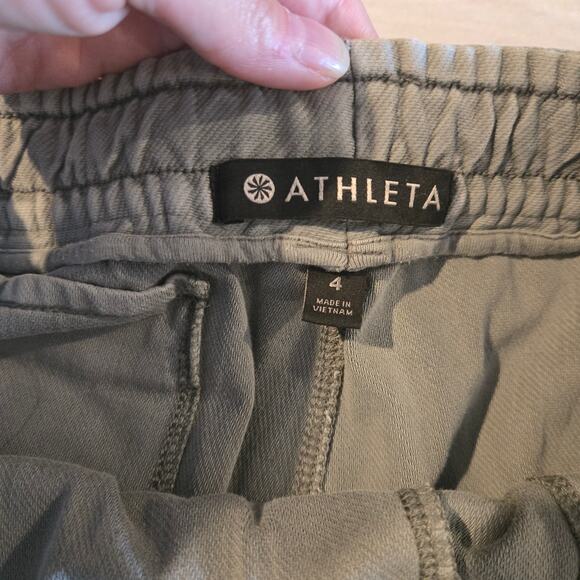 Athleta Shorts Women’s 4 Farallon Cypress Green Zipper Pockets Style 338976 - Picture 4 of 8